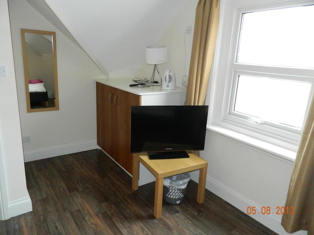 Circle Guest House Bed Only Southampton Szoba fotó